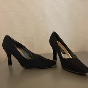 Stuart Weitzman Pumps